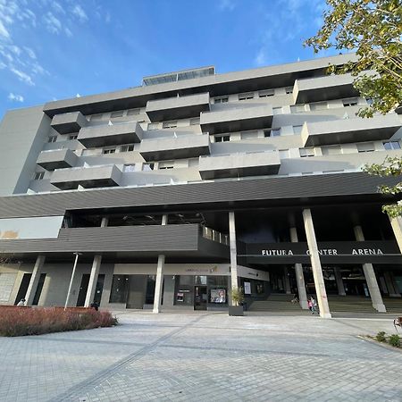 P3 Rivas Futura Apartment Luaran gambar